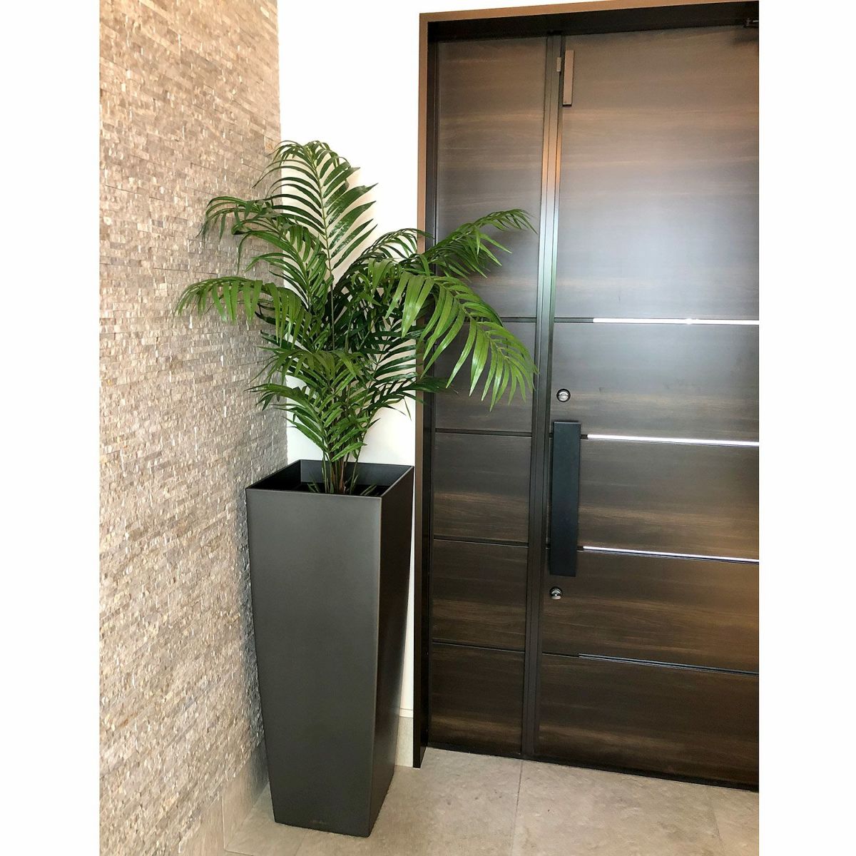 フェイクグリーン の アレカパームヤシ です